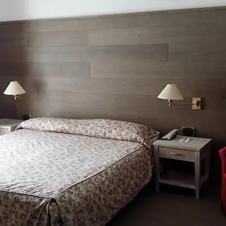 Emet 4*