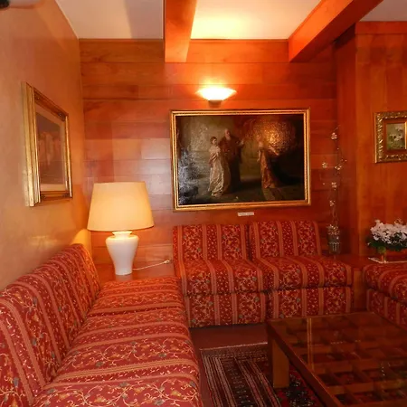 Hotel Emet